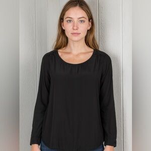 GAP Classic Black Blouse